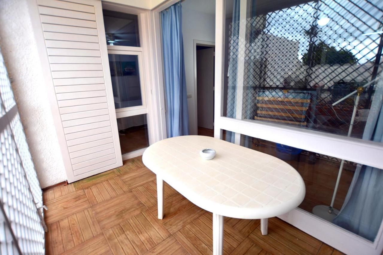 Azulete Apartment อาโรนา ภายนอก รูปภาพ
